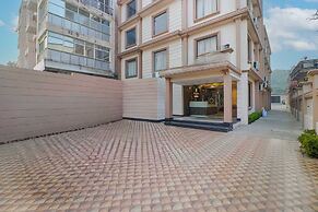 Shriji Hotel