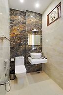 Shriji Hotel