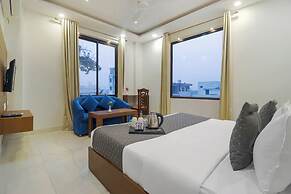 Shriji Hotel