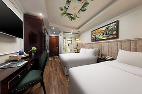 Golden Legend Palace Hotel