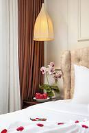 Golden Legend Palace Hotel