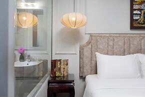 Golden Legend Palace Hotel