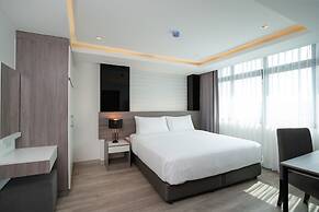 Orion Hotel & Residence