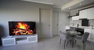 Sandton Smart Apartment Ten