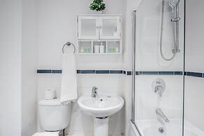 2br-sleeps4-parking-eastlondon