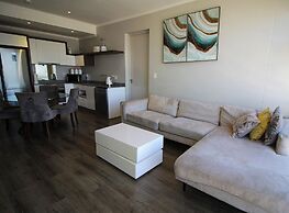 Sandton Smart Apartment Eleven