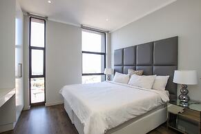 Sandton Smart Apartment Eleven