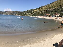 Centre of Pisciotta - Apt - Sleeps 4 - Seaside