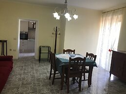 Centre of Pisciotta - Apt - Sleeps 4 - Seaside