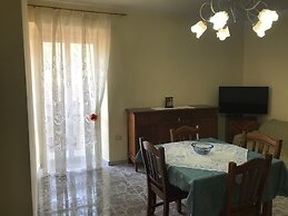 Centre of Pisciotta - Apt - Sleeps 4 - Seaside