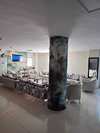 Adaya Karşı Otel