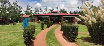 Hotel Cabañas Azul Tequilana