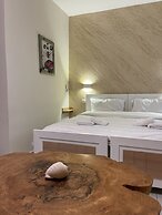 Arial Penthouse Suites