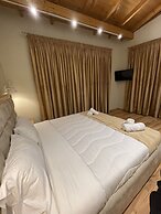 Arial Penthouse Suites