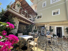 Arial Penthouse Suites