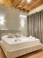 Arial Penthouse Suites