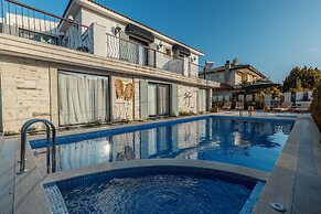 Panjur Otel