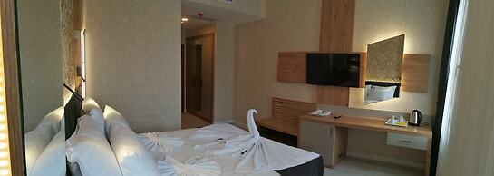 Isnova Hotel
