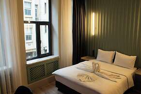 Genoa Port Hotel