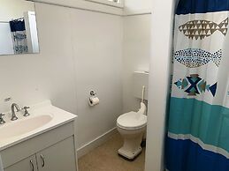 Torrumbarry Motel