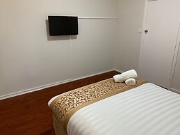 Torrumbarry Motel
