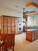 Stay.Plus Bamburi Beachfront Apartment