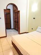 Stay.Plus Bamburi Beachfront Apartment