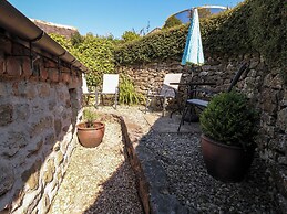 Dragon Hill Barn