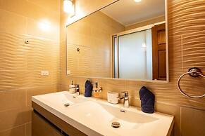 3 Bed Villa, Sleeps 6, Pool, Priv Patio