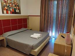 Hotel Carol