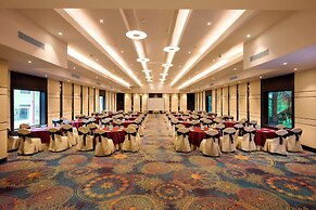 Sea Breeze Sarovar Portico Varca Goa