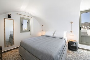 AVAL All Suite