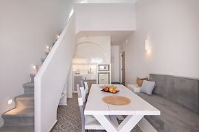 AVAL All Suite