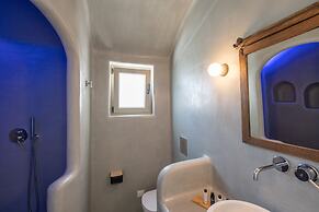 AVAL All Suite