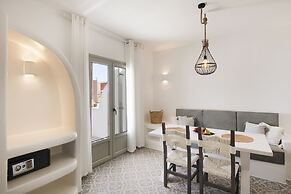 AVAL All Suite