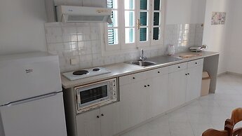 Sausan Apartments