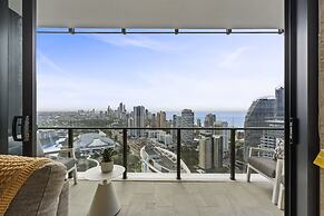 Broadbeach Casino Private Apartment GCLR