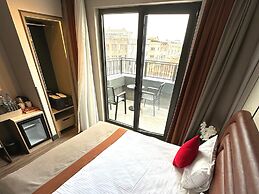 Edition Old City Hotel