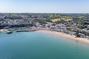 Pleasant View - Direct Beach Access Sea Views and Parking