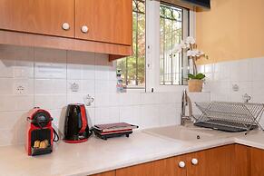 Athens Riviera Golf Apartment
