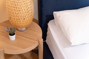 Athens Riviera Golf Apartment