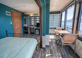 Liman Deluxe Hotel