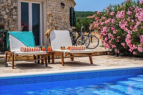 House Villa Getaway