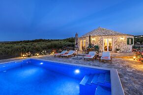 House Villa Getaway