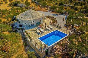 House Villa Getaway
