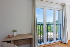 Villa Ana