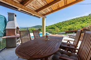 Villa Ana