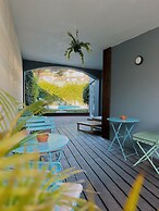 Luna House