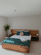 Luna House