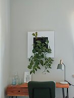 Luna House